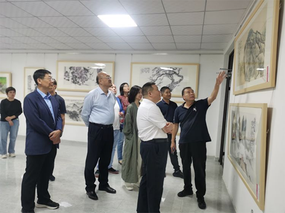 中国美术家协会来章考察“寻找美术符号 助力乡村振兴”乡村美术馆项目建设情况