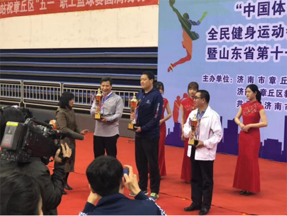 章丘区纪委积极开展职工文体活动--参加五一篮球赛
