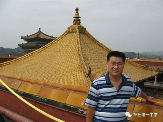 做平凡的教书人 与学生幸福同行 ——赵宗彦