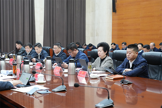 宣传网  动态信息   区委常委会召开会议364.png