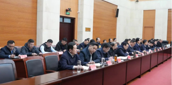 区委常委会召开会议806.png